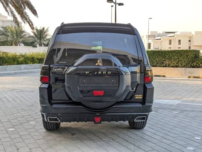 2020 Mitsubishi Pajero GLS MIDLINE thumbnail 5