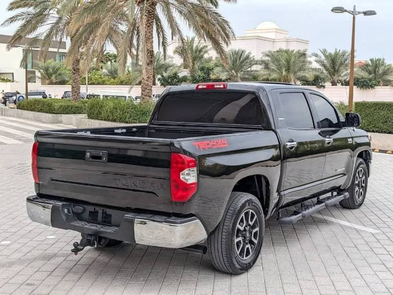 2019 Toyota Tundra SR5 thumbnail 5