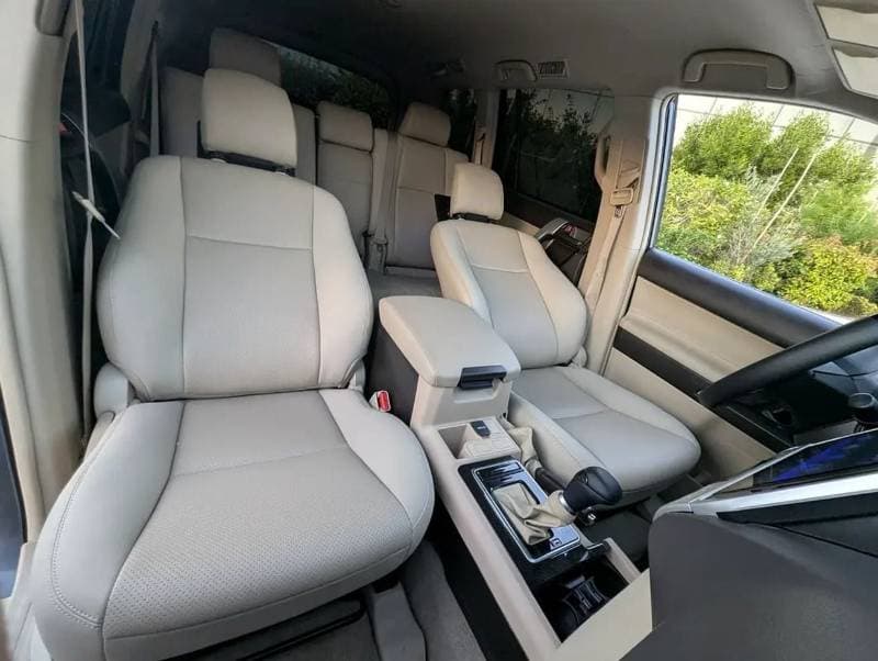 2012 Toyota Prado TX L thumbnail 5