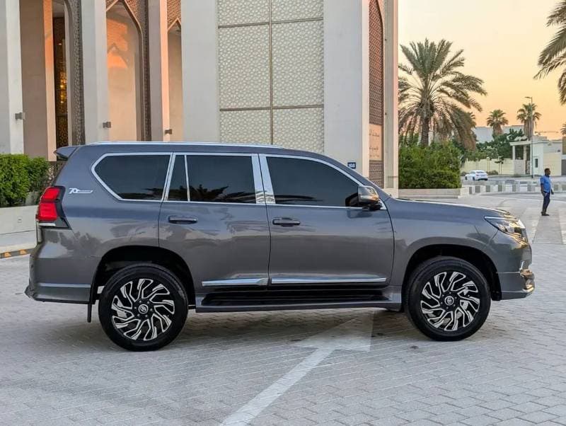 2010 Toyota Prado TX L thumbnail 8