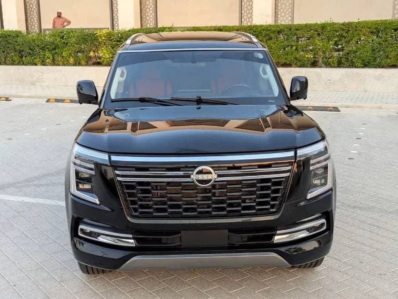 2017 Nissan Patrol SE T2 LEATHER thumbnail 3