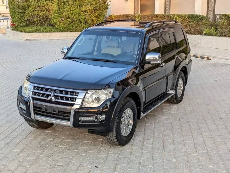 2015 Mitsubishi Pajero GLS MIDLINE thumbnail 2