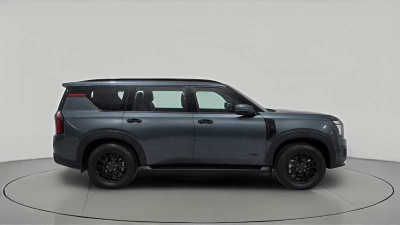 2026 Nissan Patrol PRO 4X thumbnail 3
