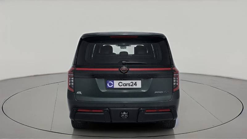 2026 Nissan Patrol PRO 4X thumbnail 4