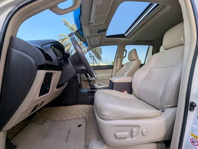2018 Toyota Prado VXR thumbnail 6