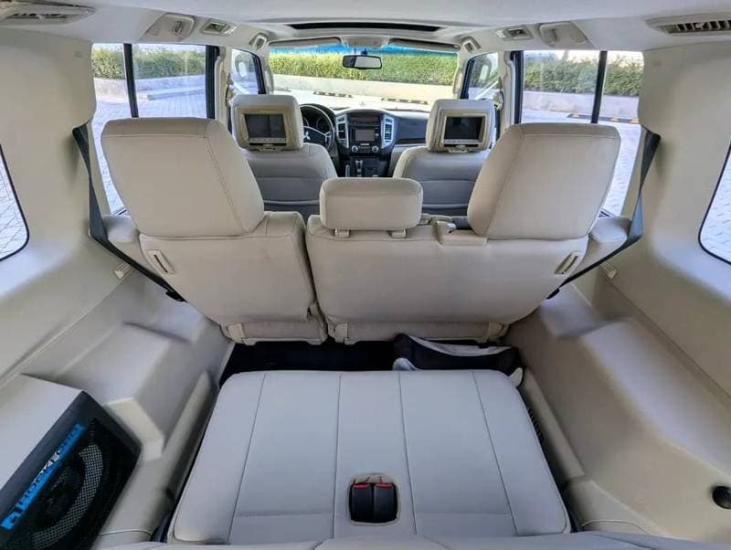 2016 Mitsubishi Pajero GLS H/L PLATINUM thumbnail 8