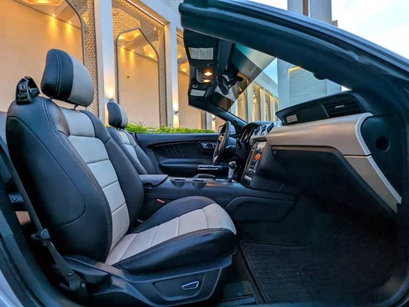 2016 Ford Mustang PREMIUM thumbnail 7