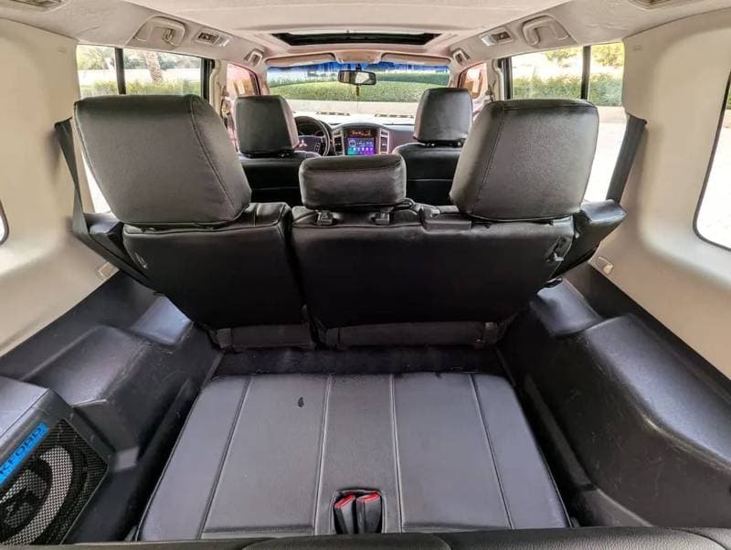 2015 Mitsubishi Pajero GLS TOP thumbnail 7