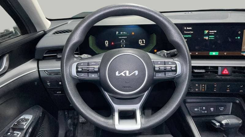 2024 Kia K5 LX thumbnail 8