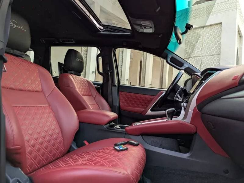 2021 Mitsubishi Montero Sport Montero signature thumbnail 4