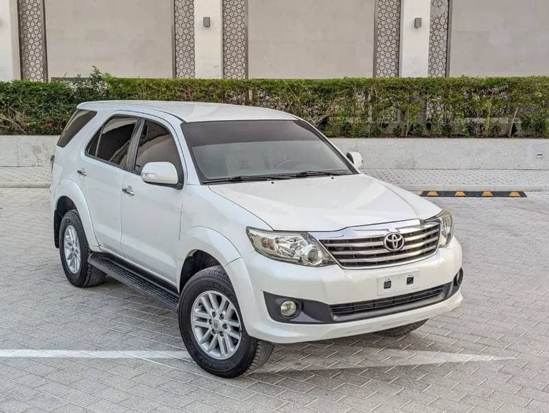 2013 Toyota Fortuner SR5