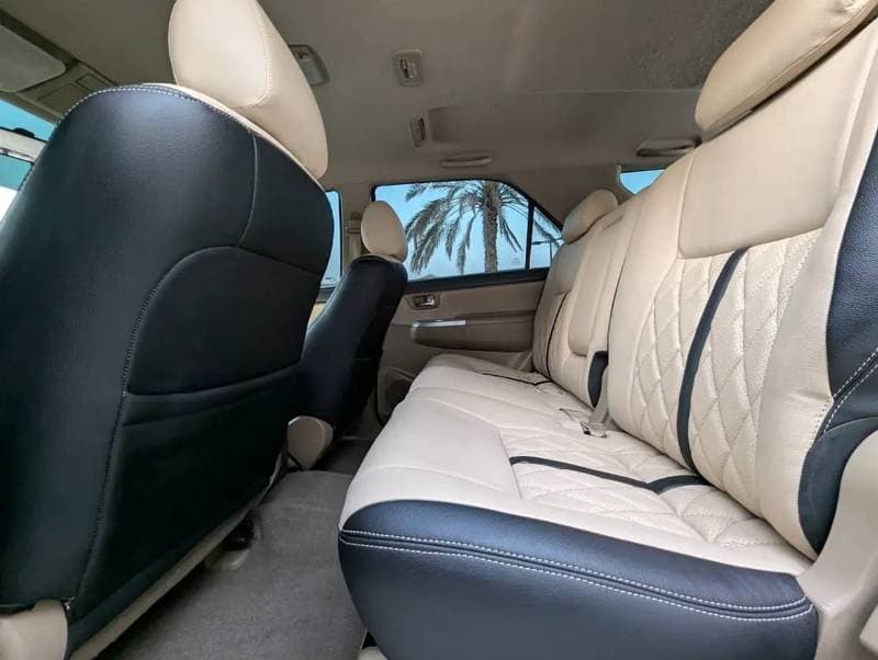 2013 Toyota Fortuner SR5 thumbnail 5