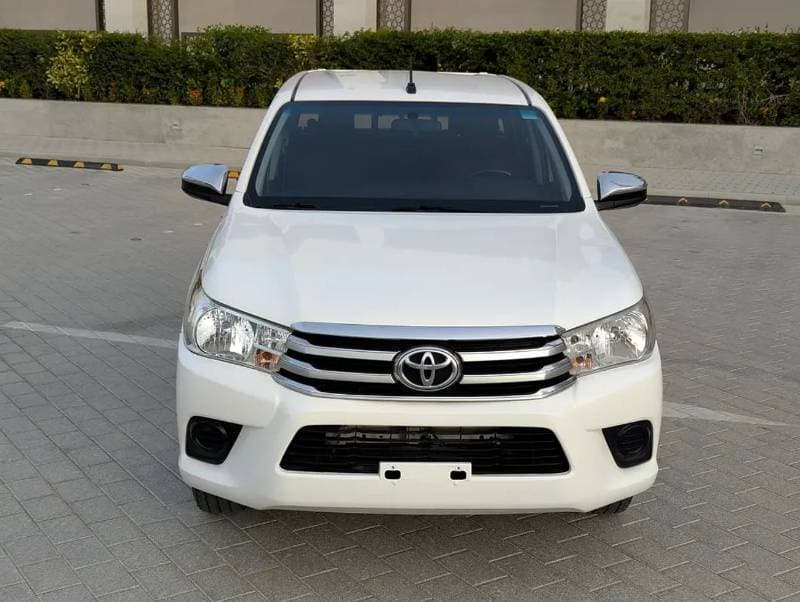2020 Toyota Hilux GL thumbnail 4