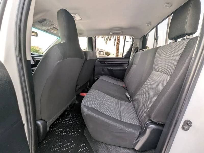 2020 Toyota Hilux GL thumbnail 8