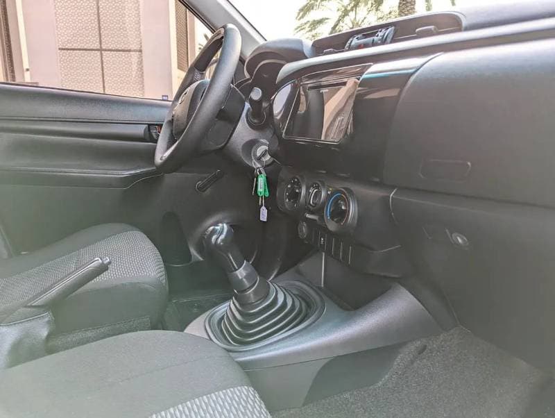 2020 Toyota Hilux GL thumbnail 6