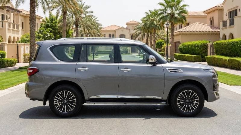 2024 Nissan Patrol SE PLATINUM CITY thumbnail 3