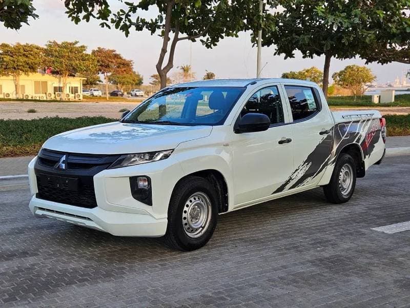 2022 Mitsubishi L200 GL thumbnail 6