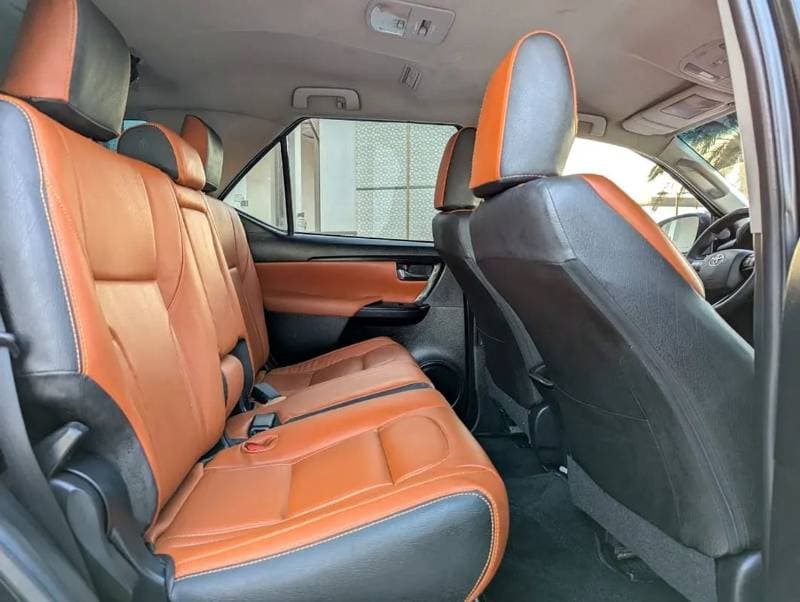 2020 Toyota Fortuner EXR thumbnail 5