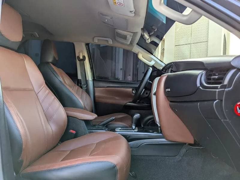 2018 Toyota Fortuner EXR thumbnail 5