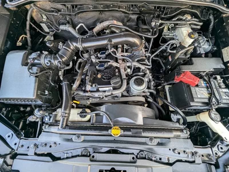 2018 Toyota Fortuner EXR thumbnail 8