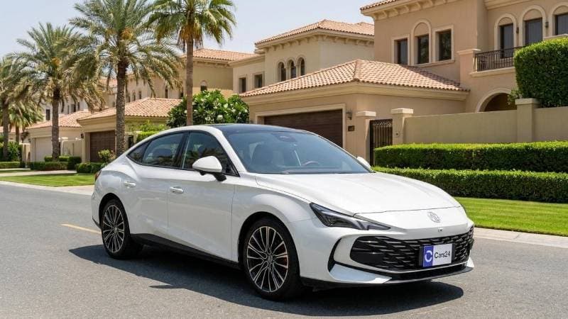 2025 MG 7