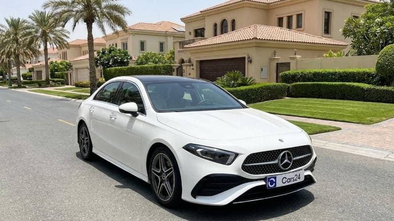 2023 Mercedes Benz A200 PREMIUM