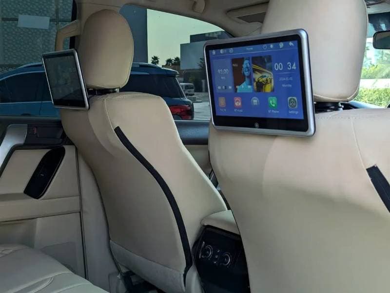 2023 Toyota Prado TX L thumbnail 4