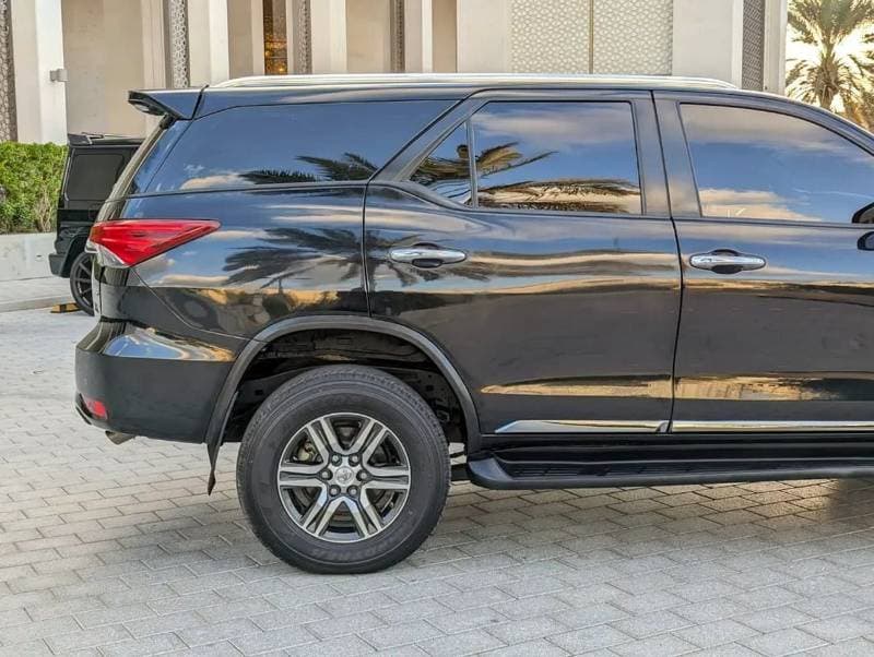 2022 Toyota Fortuner GXR thumbnail 7