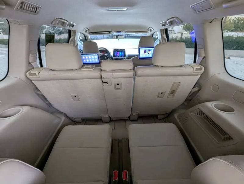 2018 Toyota Prado TX L thumbnail 6