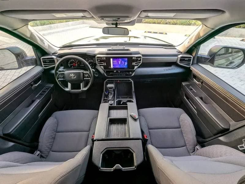 2023 Toyota Tundra SR5 thumbnail 3
