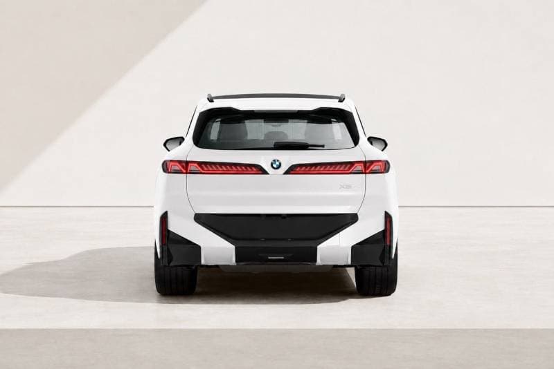 2027 BMW X5 thumbnail 5