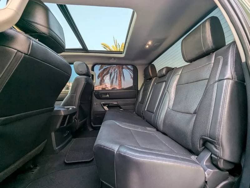 2022 Toyota Tundra LIMITED thumbnail 8