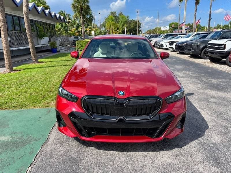 2026 BMW 530i M SPORT PRO thumbnail 3