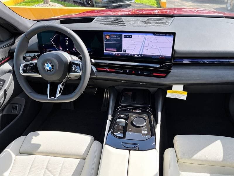 2026 BMW 530i M SPORT PRO thumbnail 8