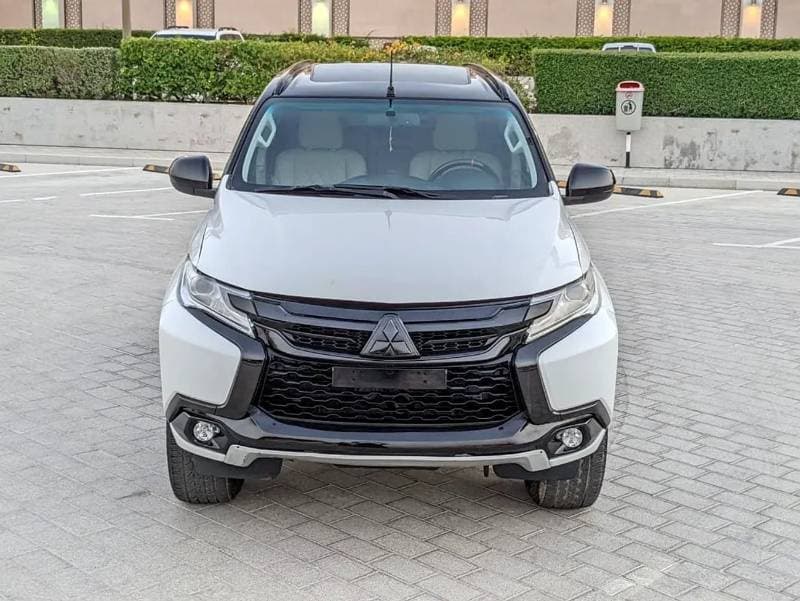 2019 Mitsubishi Montero Sport GLS PREMIUM thumbnail 5
