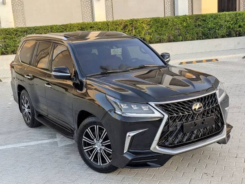 2018 Lexus LX570 PLATINUM