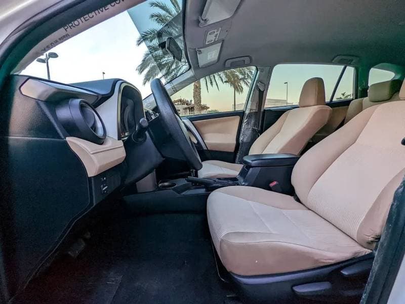 2014 Toyota RAV4 EX thumbnail 7