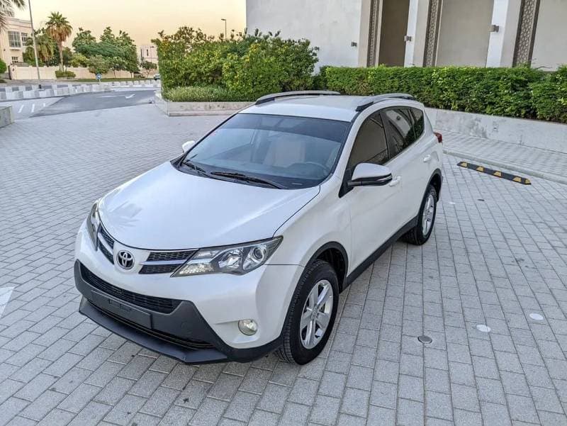 2014 Toyota RAV4 EX thumbnail 5