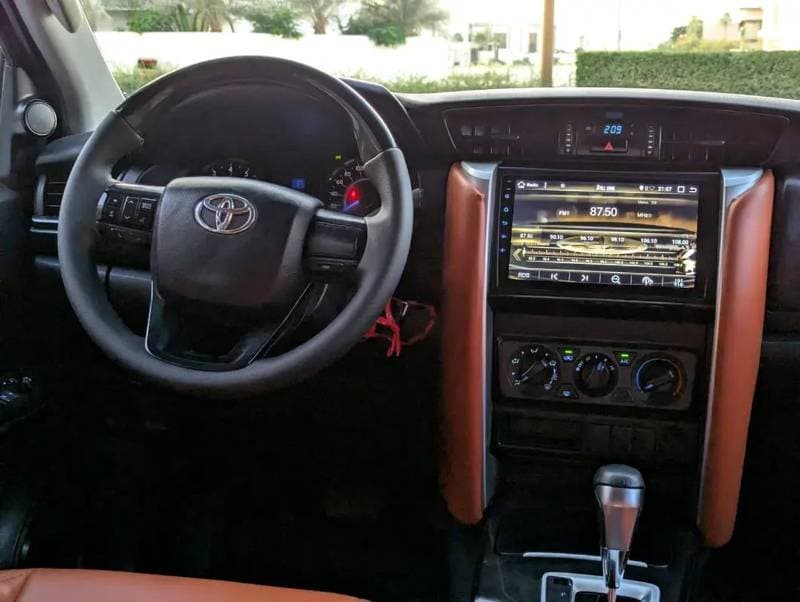 2016 Toyota Fortuner EXR thumbnail 7