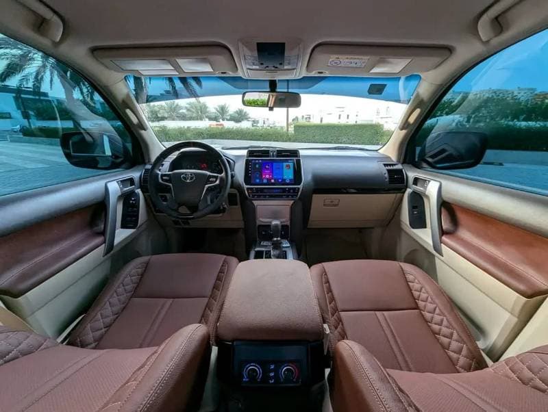 2020 Toyota Prado TX L thumbnail 3