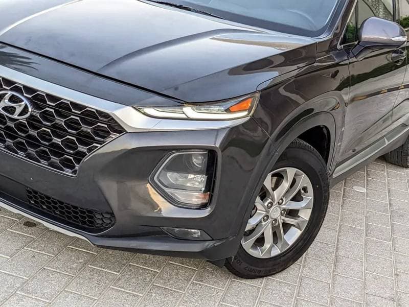 2020 Hyundai Santa Fe SEL thumbnail 4