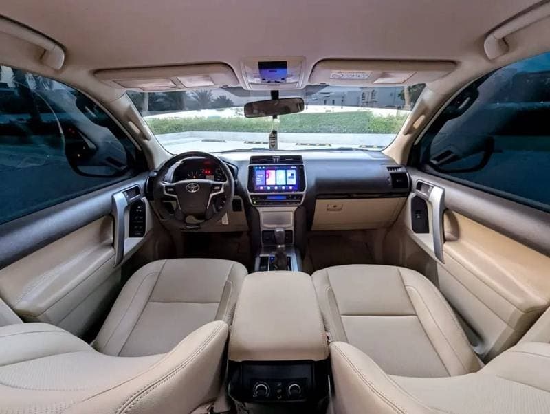 2020 Toyota Prado TX L thumbnail 3