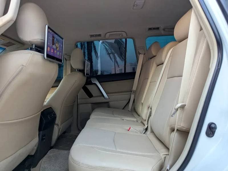 2020 Toyota Prado TX L thumbnail 4
