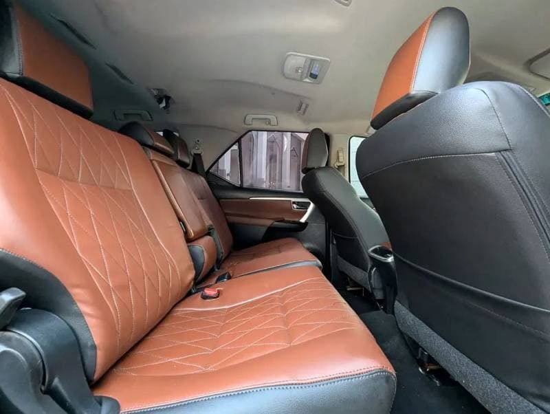 2017 Toyota Fortuner EXR thumbnail 6