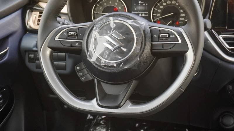2026 Suzuki Baleno GLX thumbnail 6