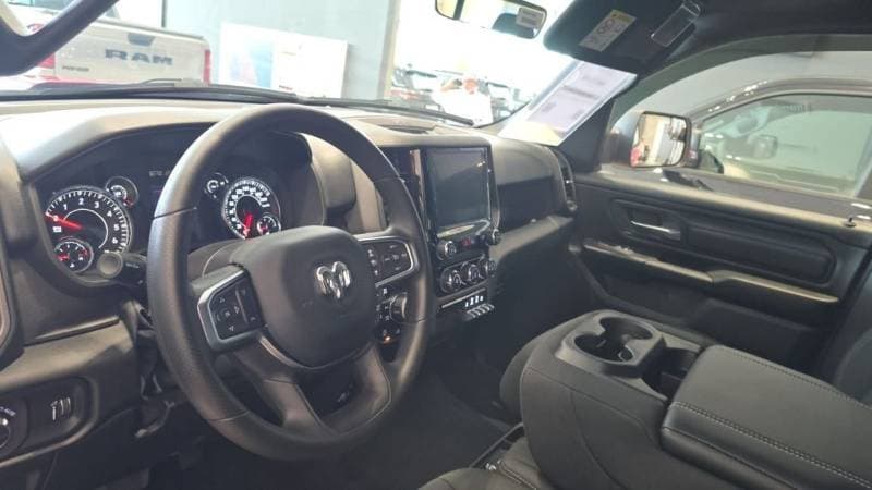 2025 RAM 1500 BIGHORN CREW CAB thumbnail 5