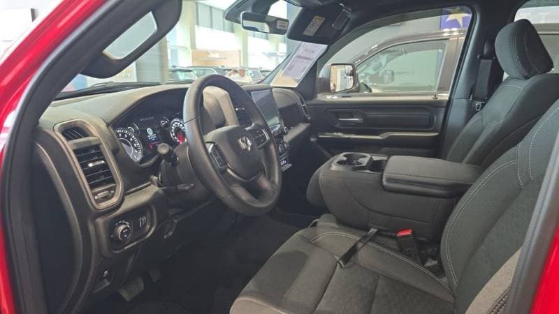2025 RAM 1500 BIGHORN CREW CAB thumbnail 4