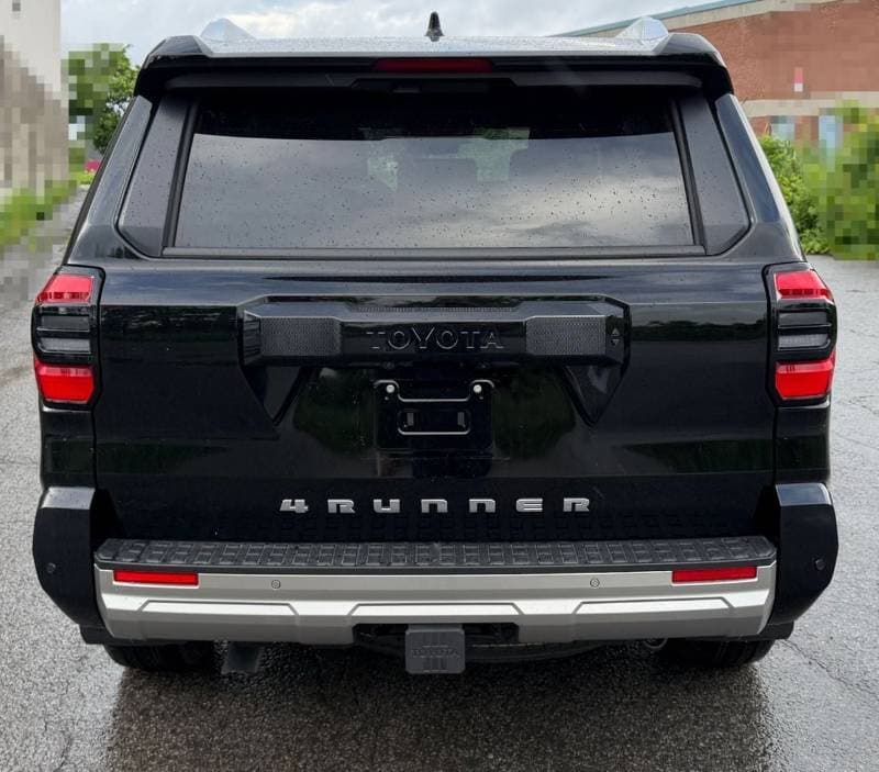 2026 Toyota 4Runner Limited thumbnail 4