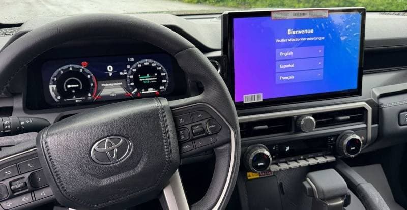 2026 Toyota 4Runner Limited thumbnail 6