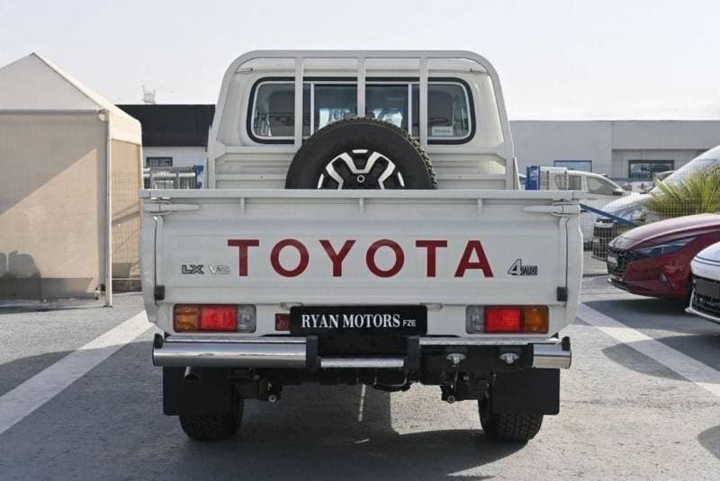 2025 Toyota Land Cruiser Pick Up thumbnail 7